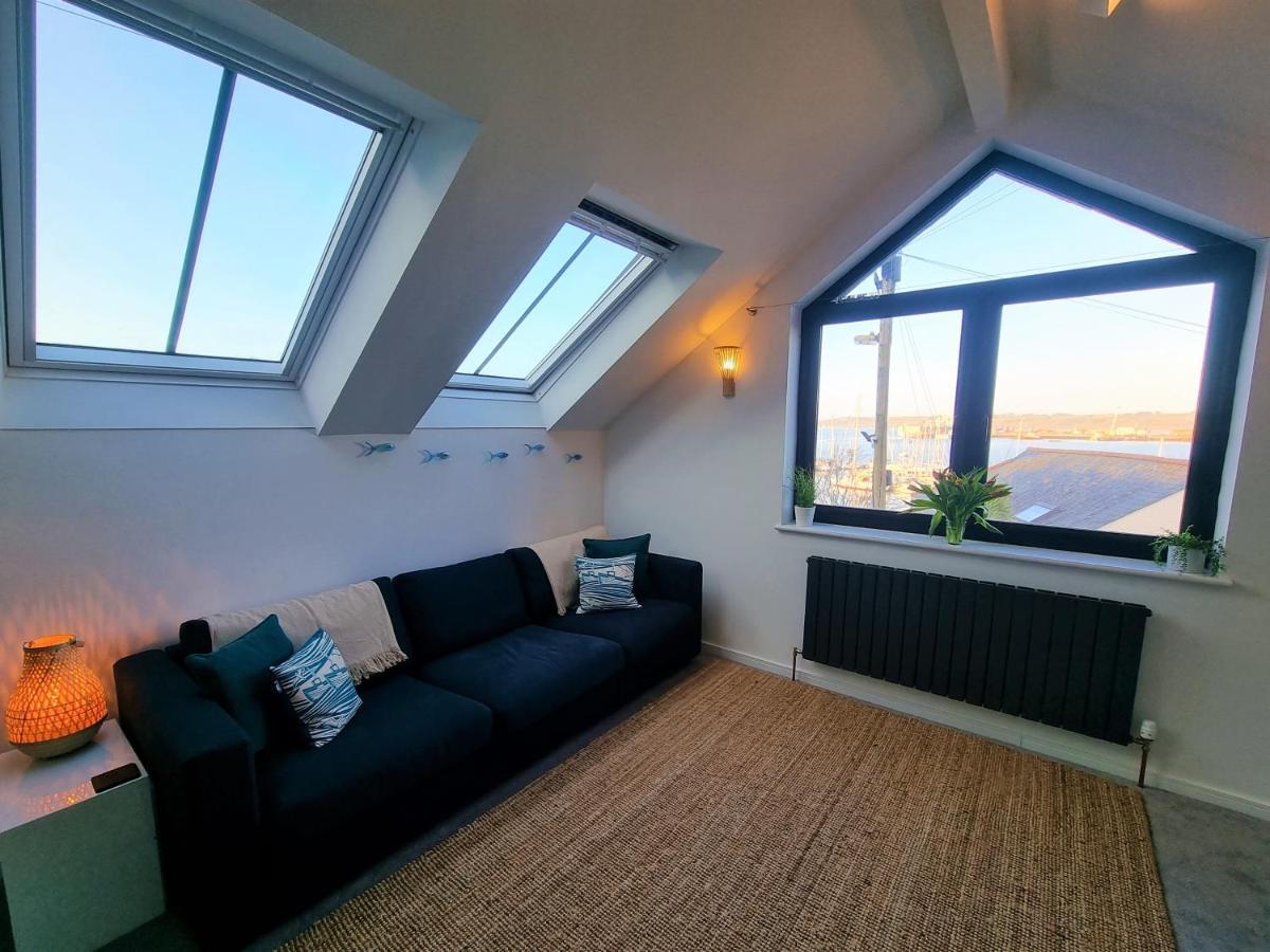 The Bunker-Luxe Central Falmouth Getaway With Stunning Sea Views ภายนอก รูปภาพ