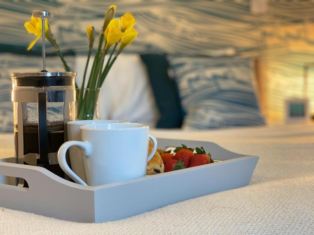 The Bunker-Luxe Central Falmouth Getaway With Stunning Sea Views ภายนอก รูปภาพ