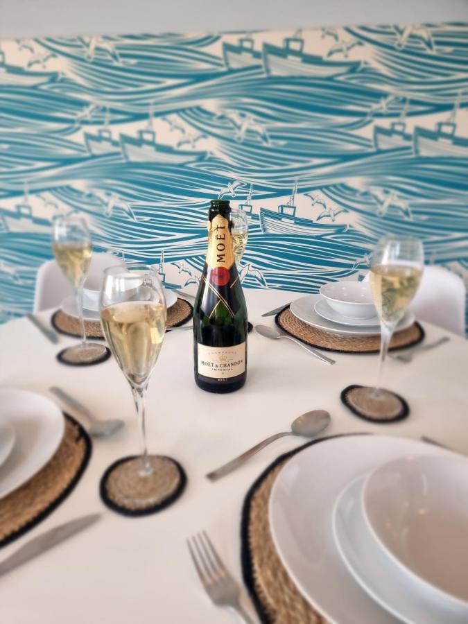 The Bunker-Luxe Central Falmouth Getaway With Stunning Sea Views ภายนอก รูปภาพ