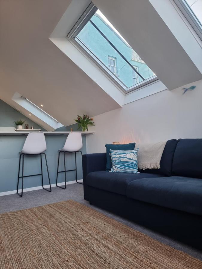 The Bunker-Luxe Central Falmouth Getaway With Stunning Sea Views ภายนอก รูปภาพ