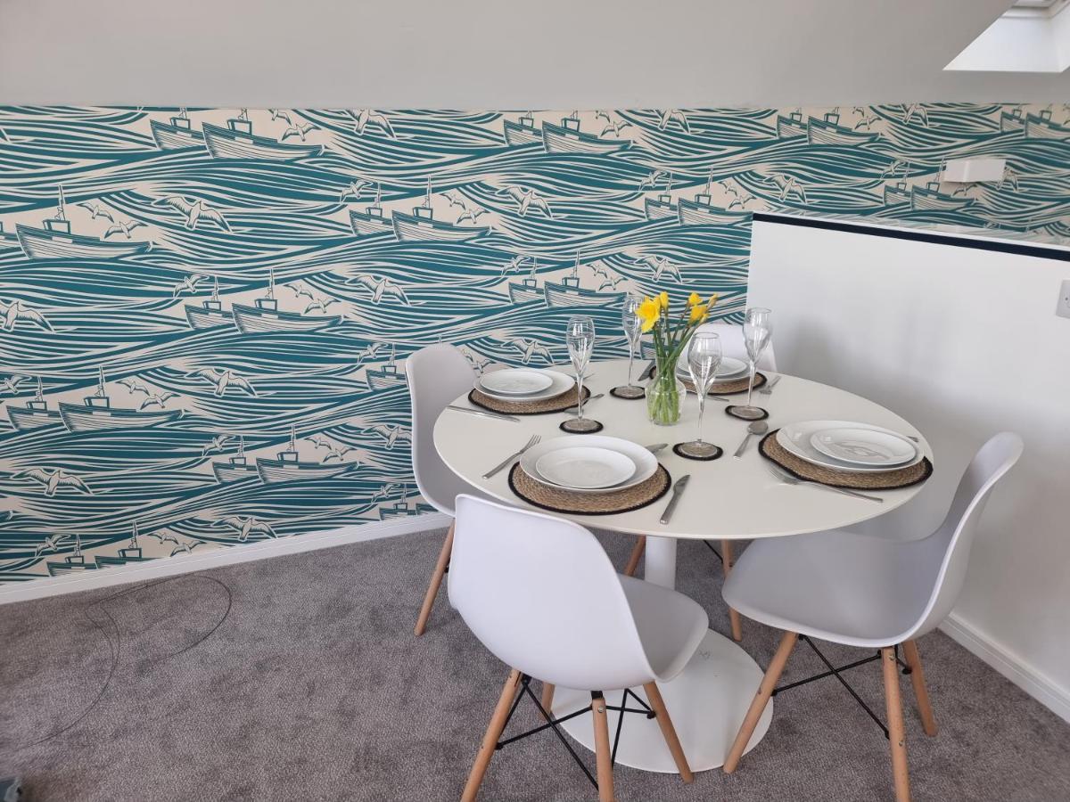 The Bunker-Luxe Central Falmouth Getaway With Stunning Sea Views ภายนอก รูปภาพ