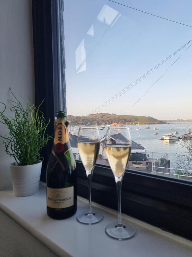 The Bunker-Luxe Central Falmouth Getaway With Stunning Sea Views ภายนอก รูปภาพ